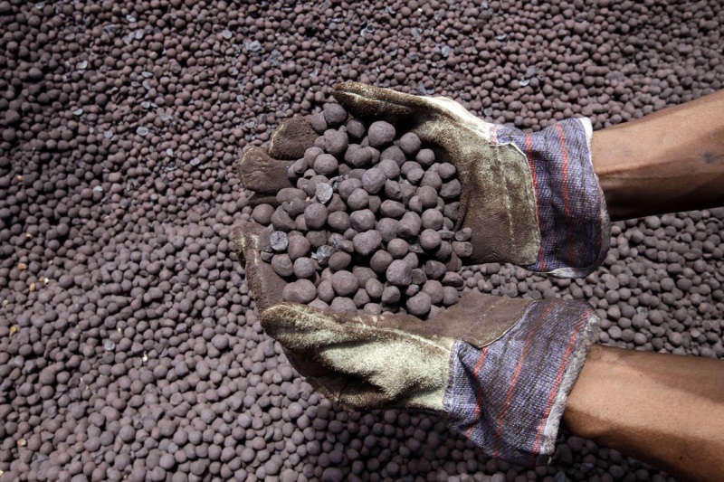 معامله بی رمق آهن اسفنجی و کنسانتره در بورس کالا